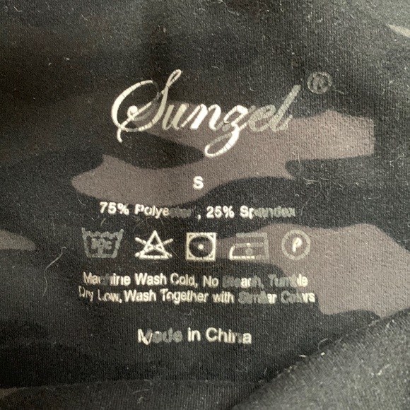 Sunzel 4” Biker Shorts - Picture 8 of 9